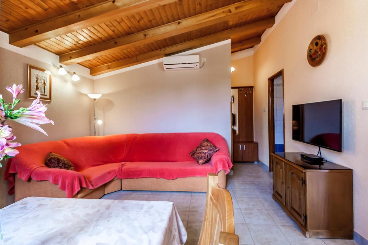 Holiday Home Lana Labin  Exterior photo